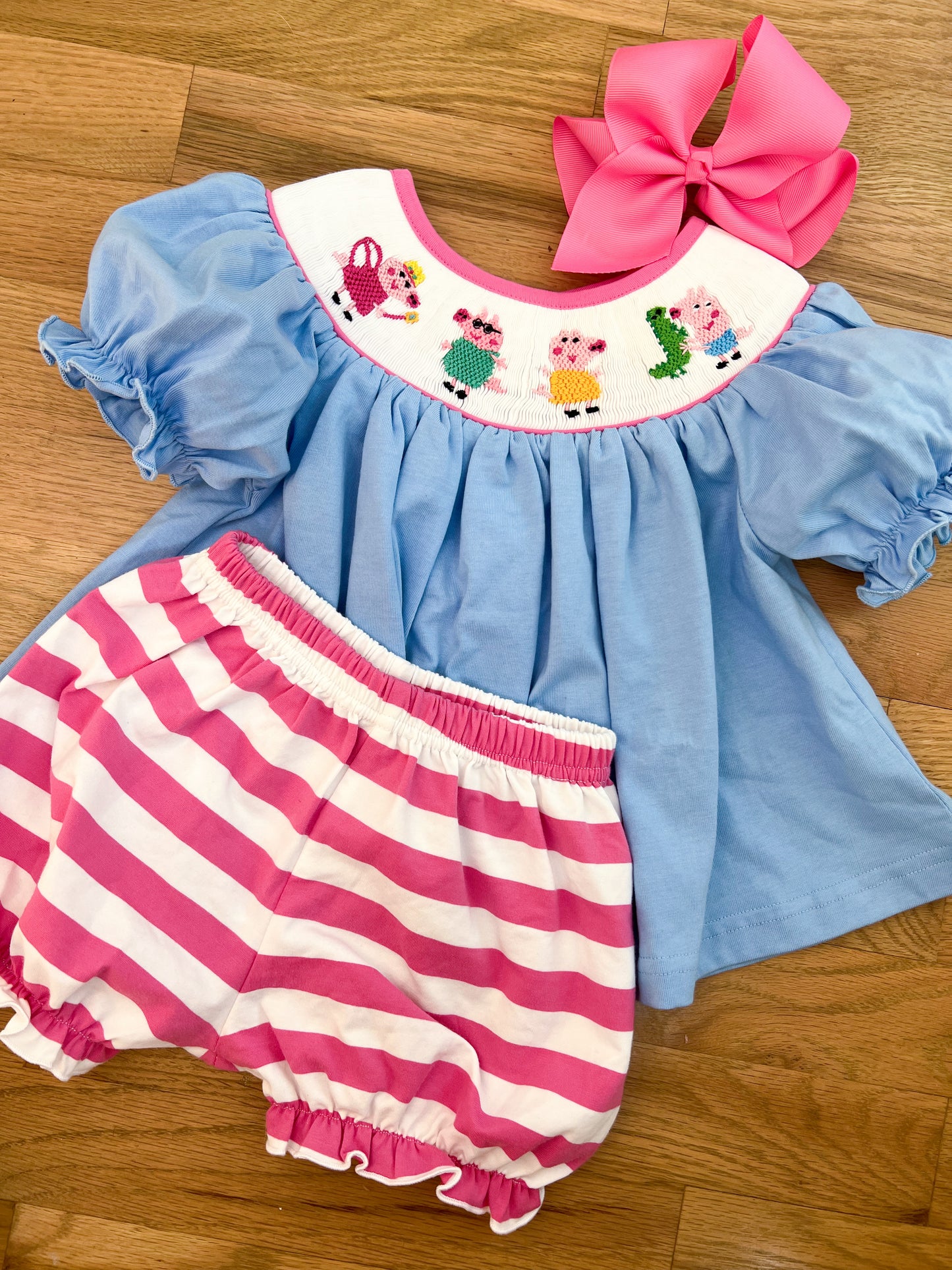 Muddy puddles Pig smocked set