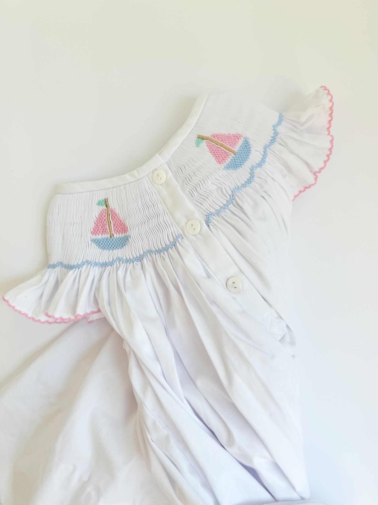 Sailboats smocked bubble